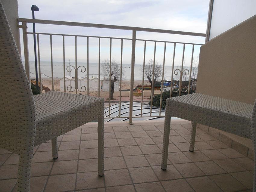 Hotel Toscana Марота Екстериор снимка