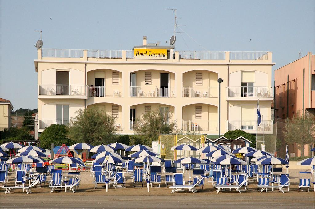 Hotel Toscana Марота Екстериор снимка