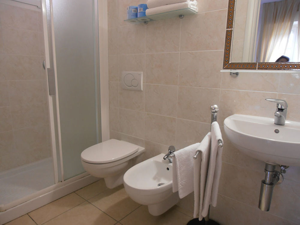 Hotel Toscana Марота Екстериор снимка