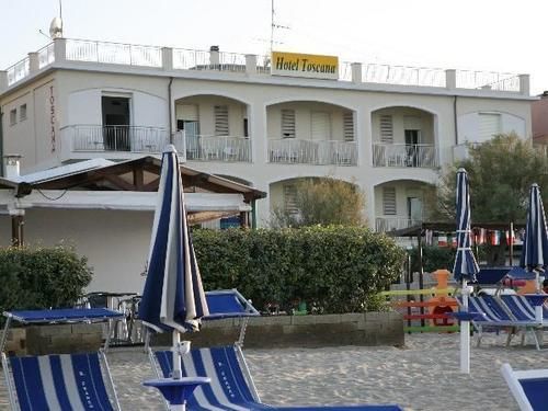 Hotel Toscana Марота Екстериор снимка